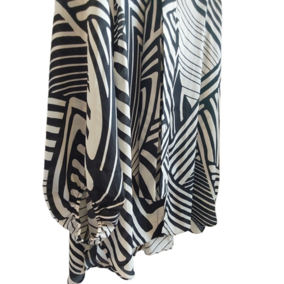 Dennis Basso Scarf Blouse Black & Cream - Picture 6 of 12